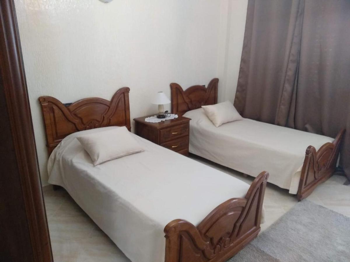 Apartment Centre Μεκνές Εξωτερικό φωτογραφία